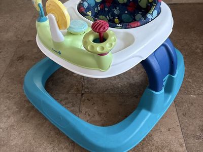 Safety 1st Baby Walker