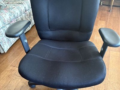 Black Fabric Adjustable Swivel Office Chair with Armrests - Used