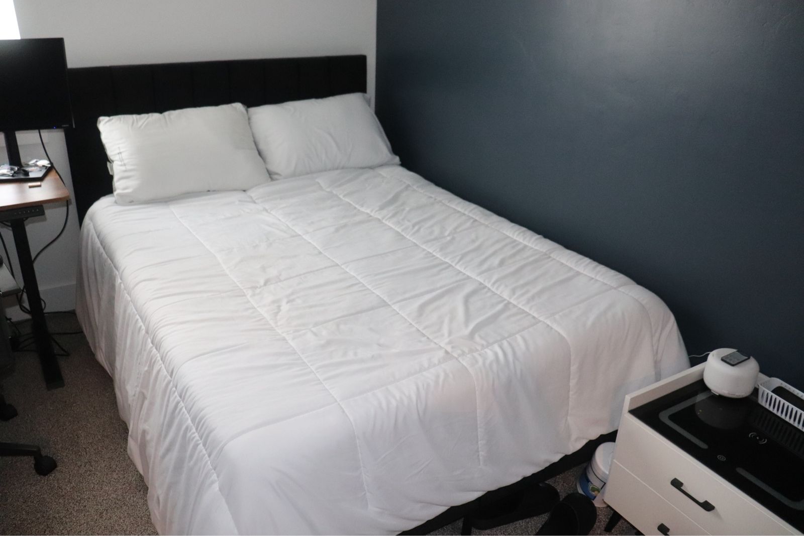 Velvet Black Full Size Bed Set – Complete Setup