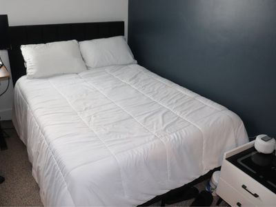 Velvet Black Full Size Bed Set – Complete Setup