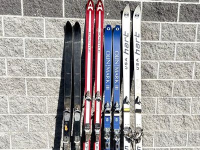 Rad, vintage downhill alpine skis Awesome cabin decor wall hangers. Downhill alpine nordic Hart, Dynastar, Continental, Hart
