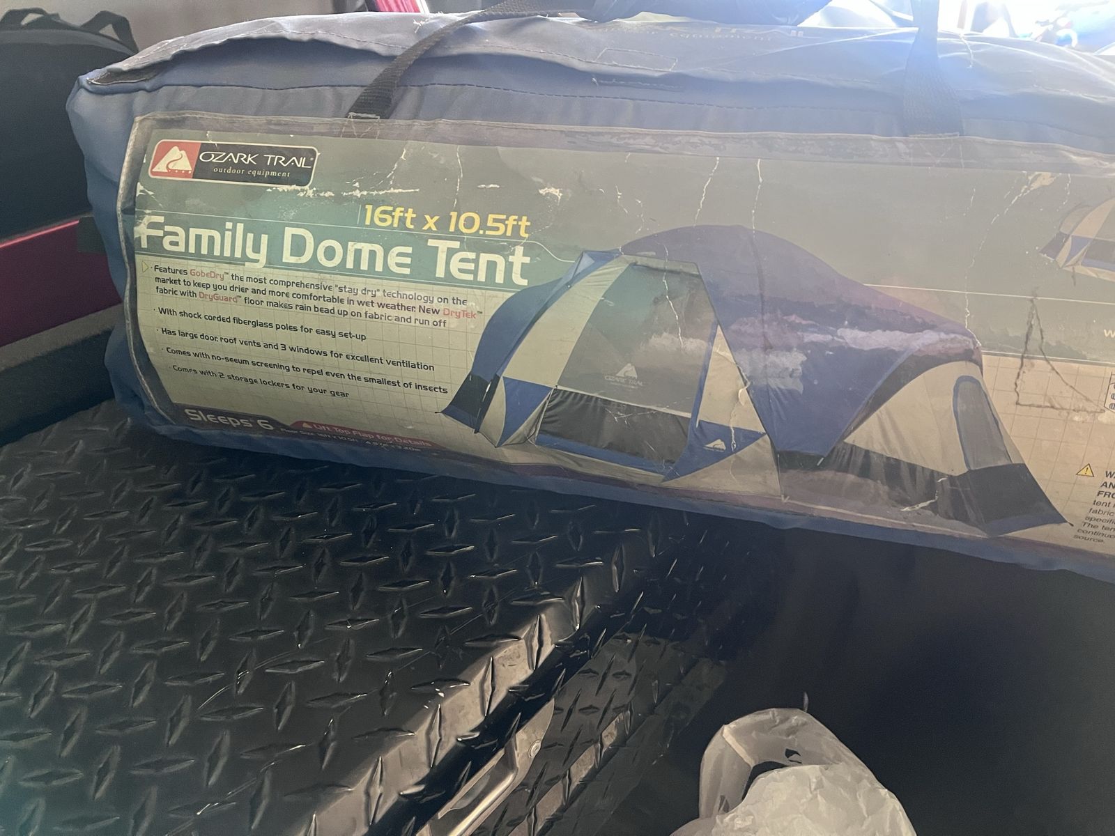 Ozark Trail 16x10.5 FamiLy Tent