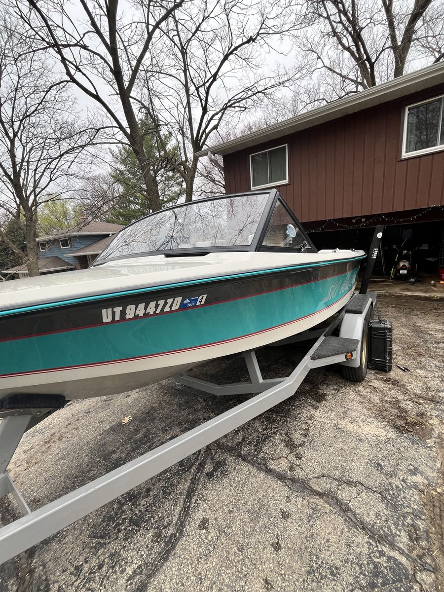 1990 Correct Craft Ski Nautique