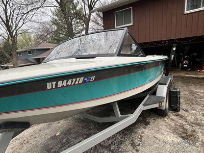 1990 Correct Craft Ski Nautique