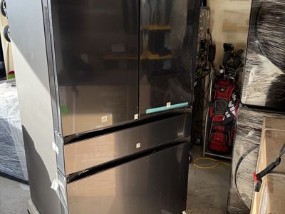 Brand NeW Samsung Smart Fridge