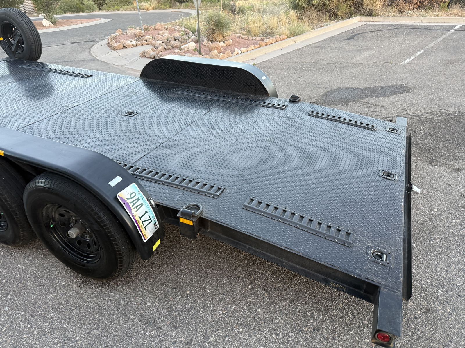 18 sky trailer heavy duty reinforced car hauler with winch,