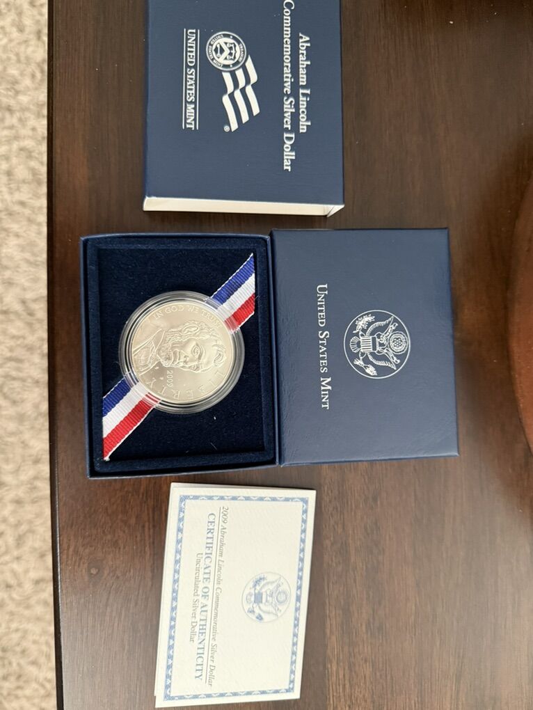 2009 Lincoln 1oz Silver Dollar Commemorative Coin