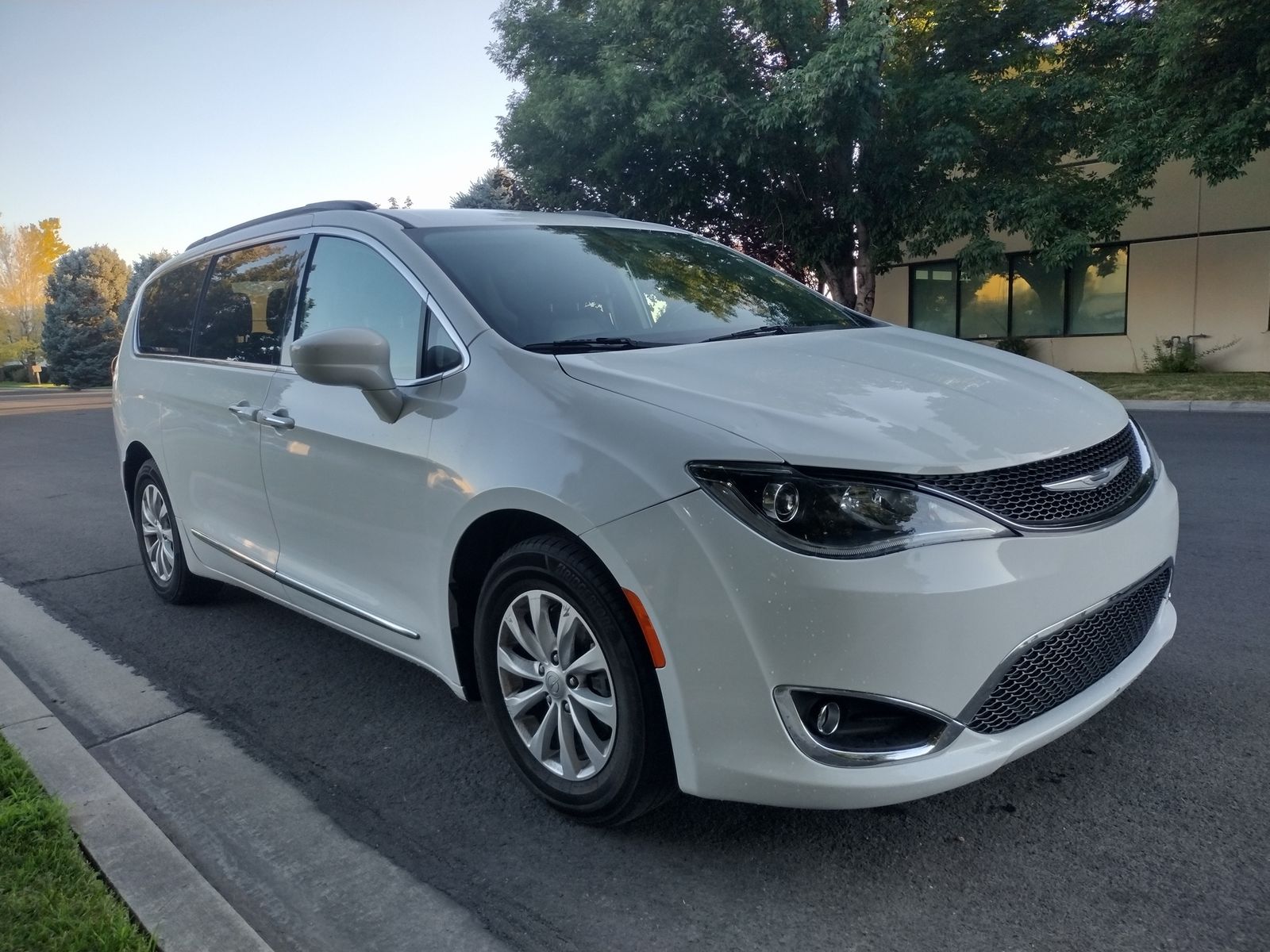 2017 Chrysler Pacifica Limited