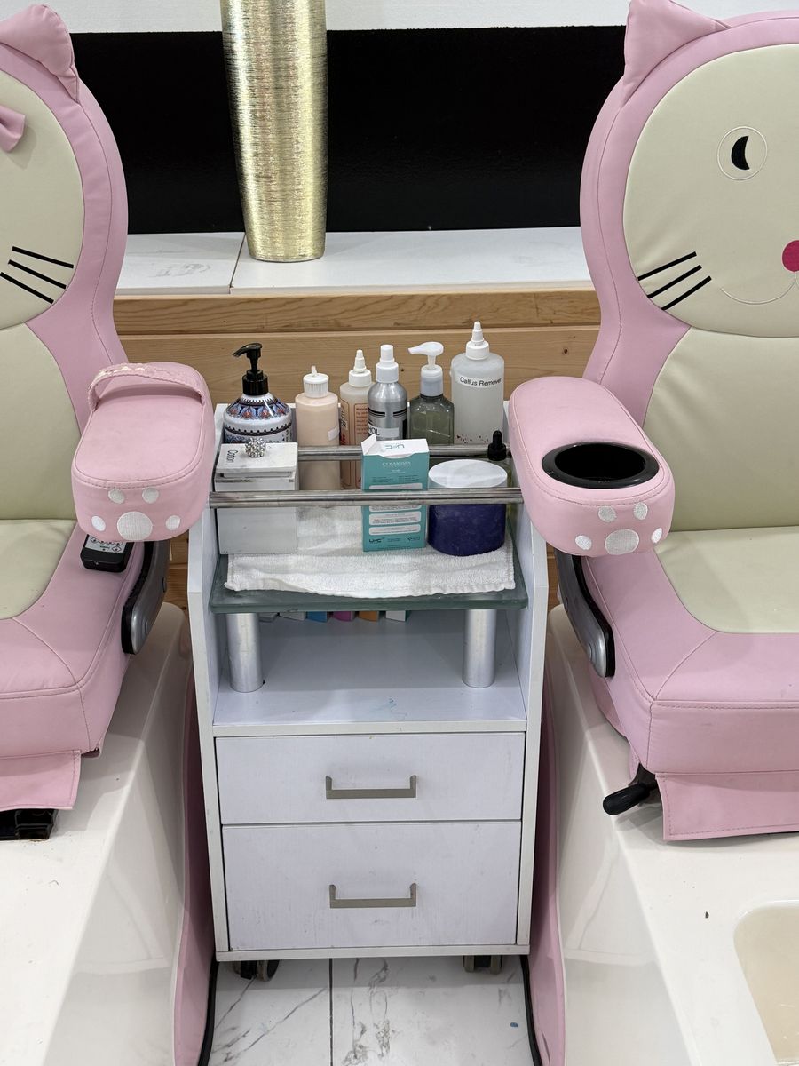 pedicure cart