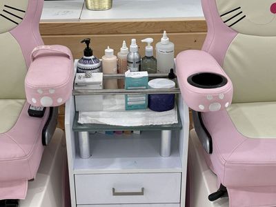 pedicure cart