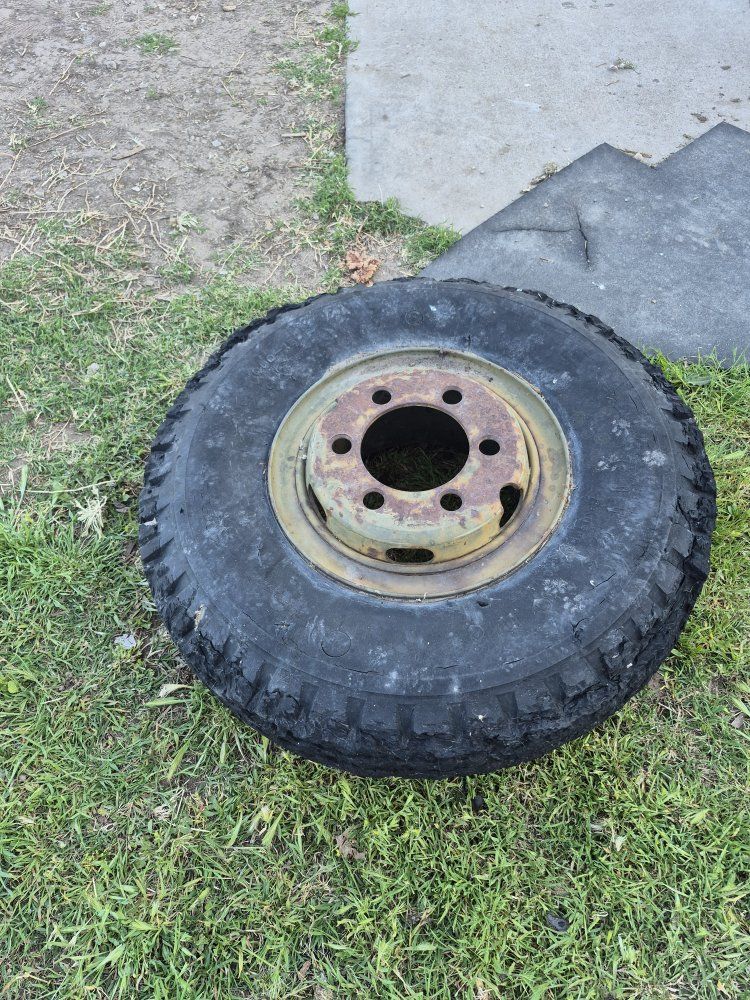 military tire