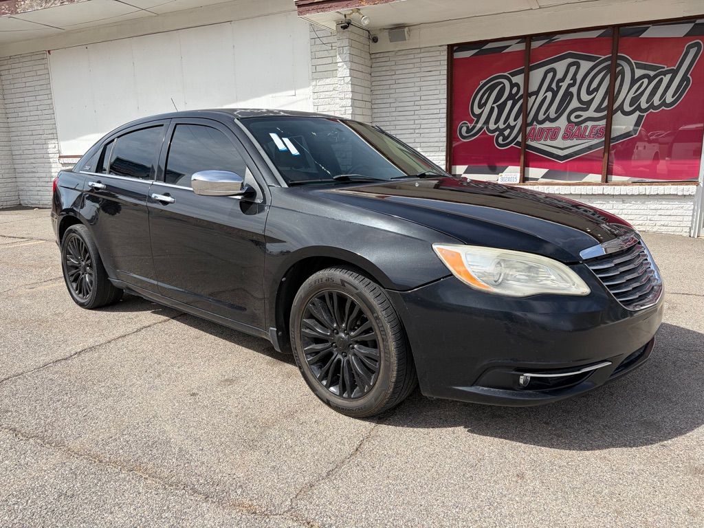 2011 CHRYSLER 200 Limited