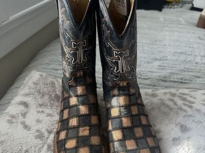 Women’s Tin Haul Checkered Boot Size 7