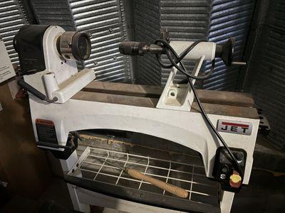 JET Wood Lathe with Stand, Multiple Chucks & Cutting Tools