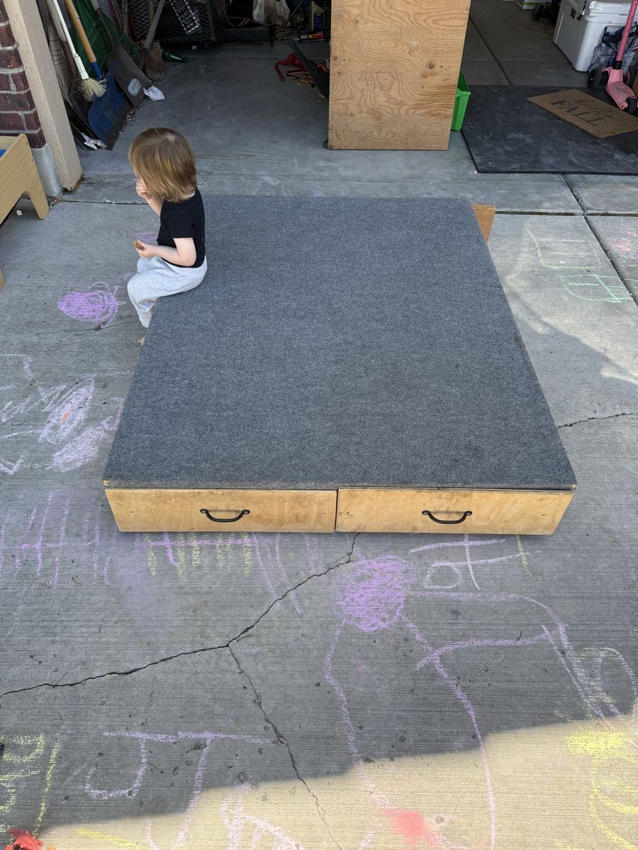 Truck Bed Drawers / Bed