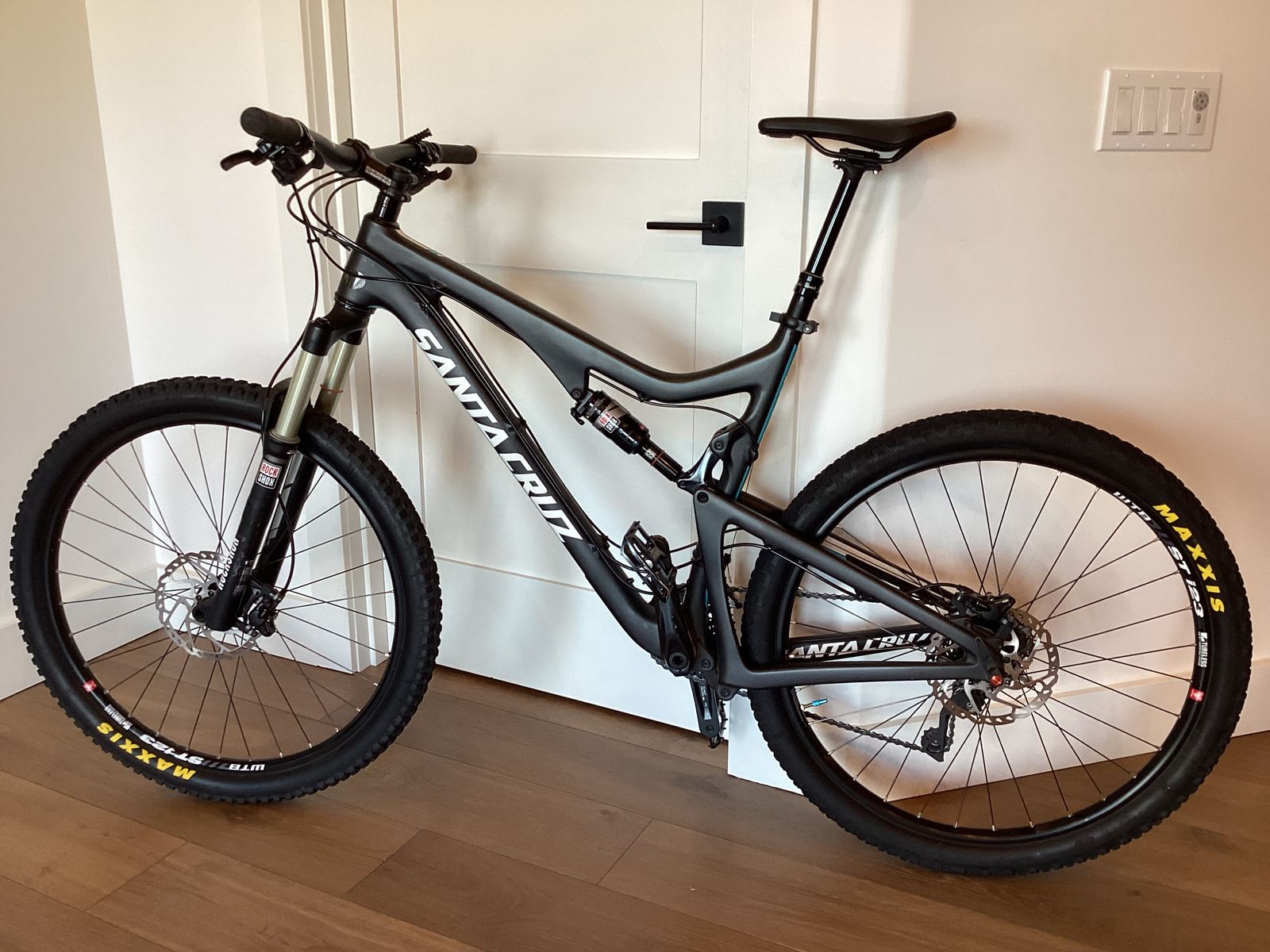 Santa Cruz Carbon Mountain Bike Full Suspension 