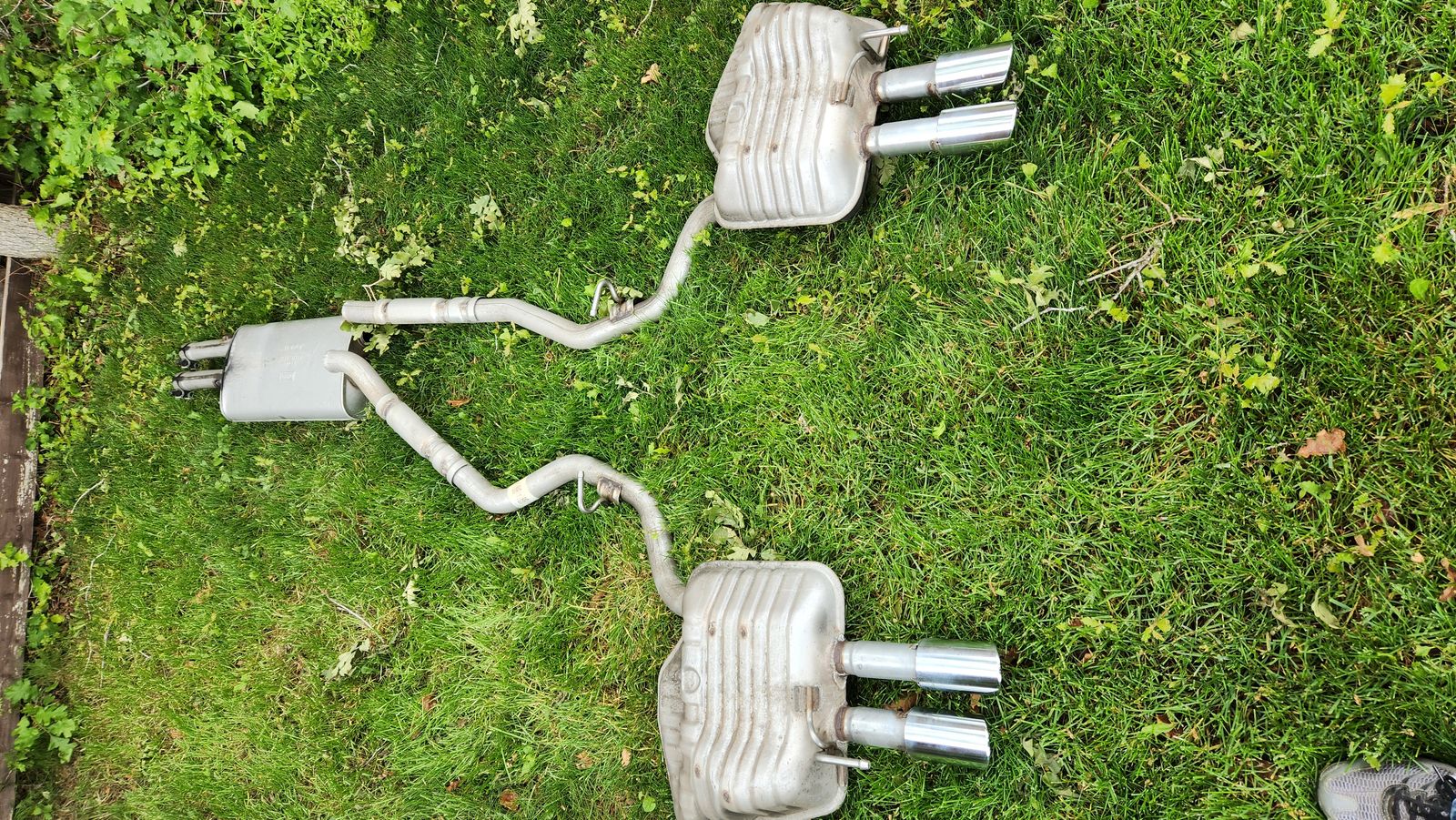 2023 Ford Explorer ST Exhaust