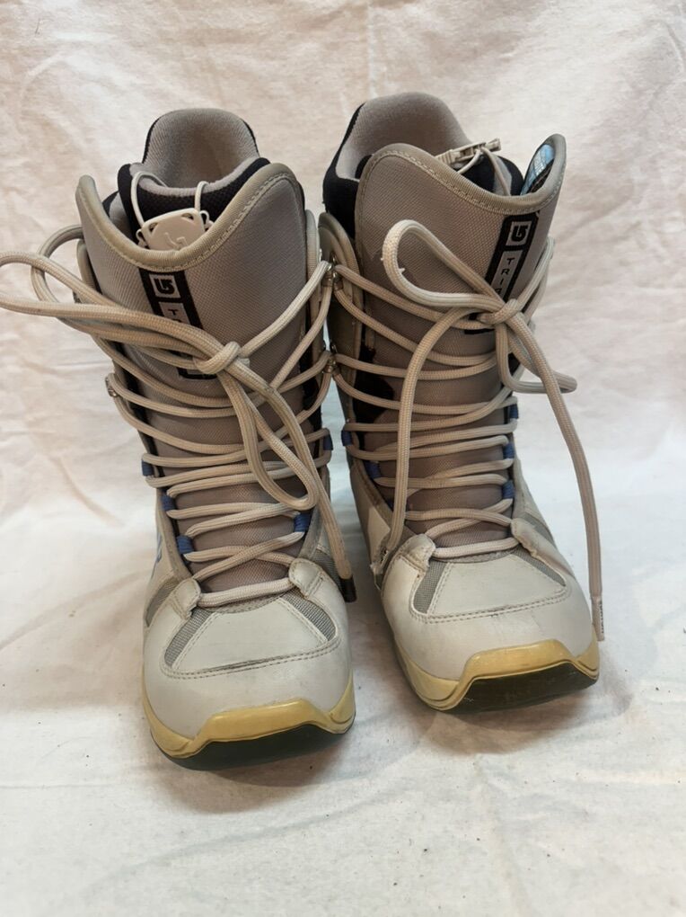 Burton Women’s Size 7 Snowboard Boots