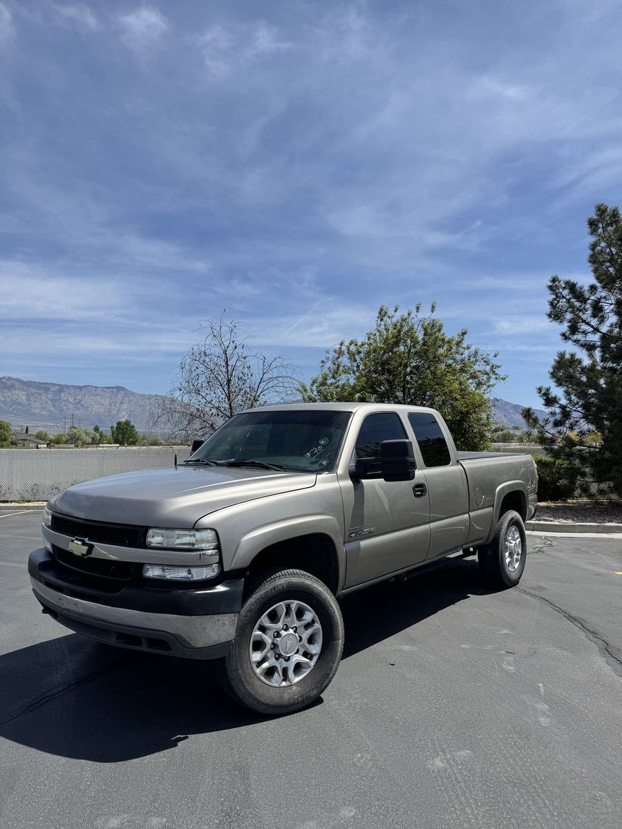 2001 Chevrolet Silverado 2500 LS