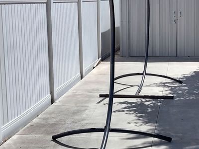 2 Hammock / egg chair stands