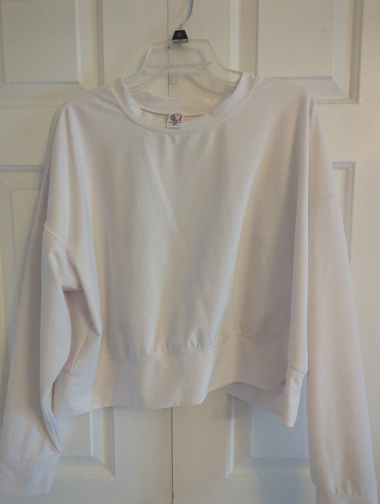Five Dancewear sweatshirt size medium adult