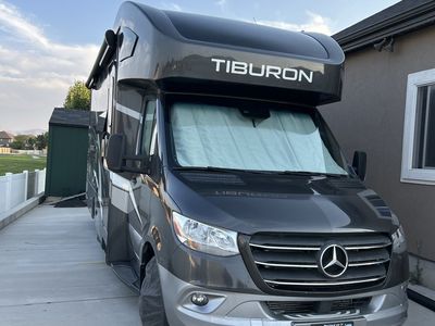 2021 Thor Motor Coach Tiburon 24FB Sprinter Class C Motorhome - Diesel