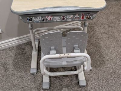 Kids Adjustable Study Desk and Chair Set with Storage - Light Wood Grain/Grey
