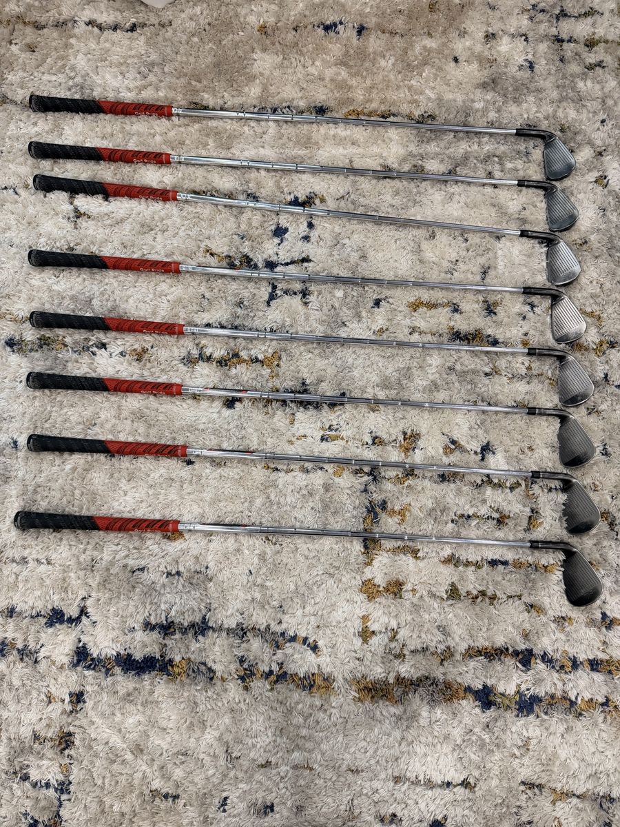 Callaway RAZR X Black Irons — 4‑AW — Great Shape