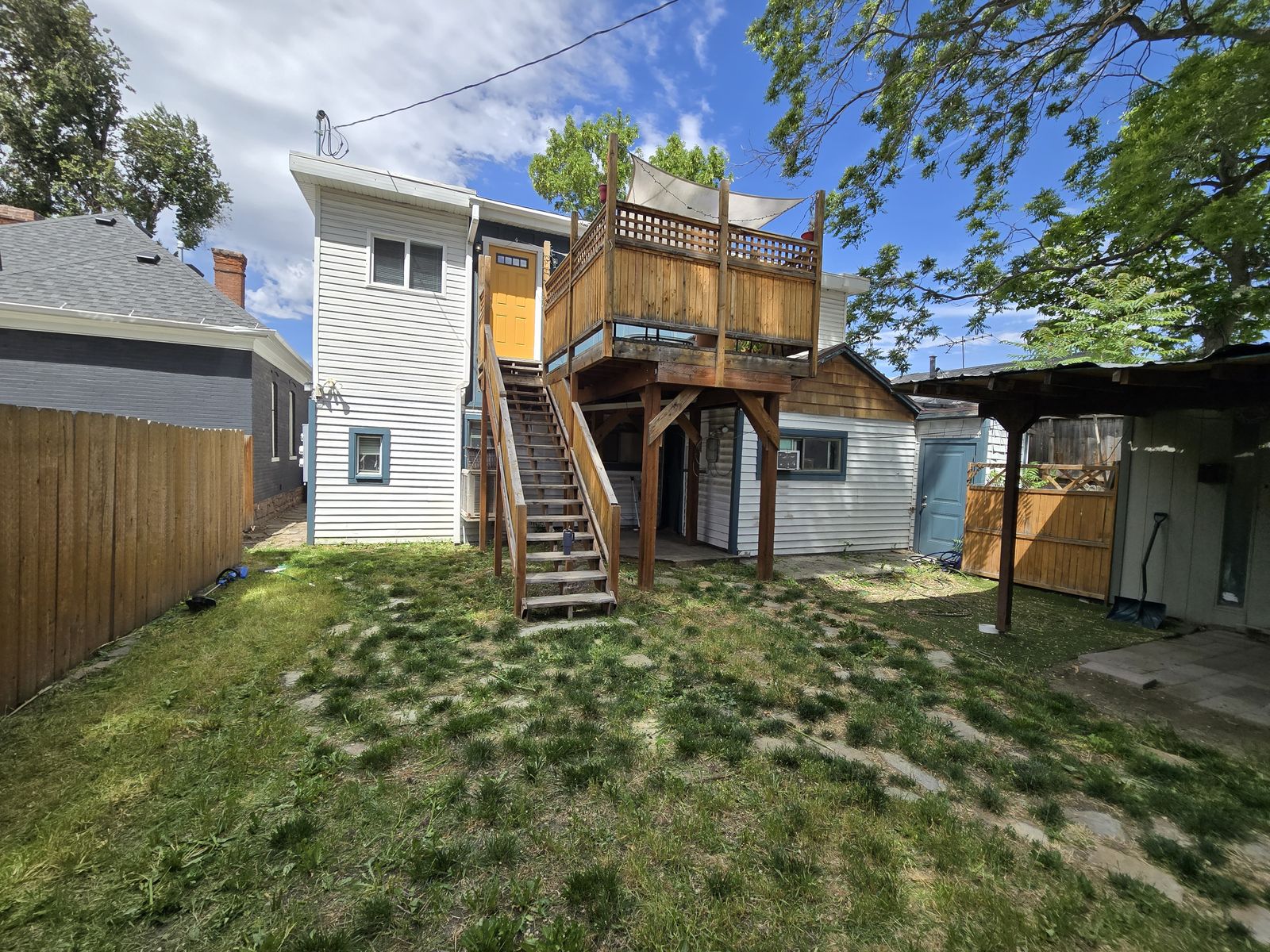 Main image 11