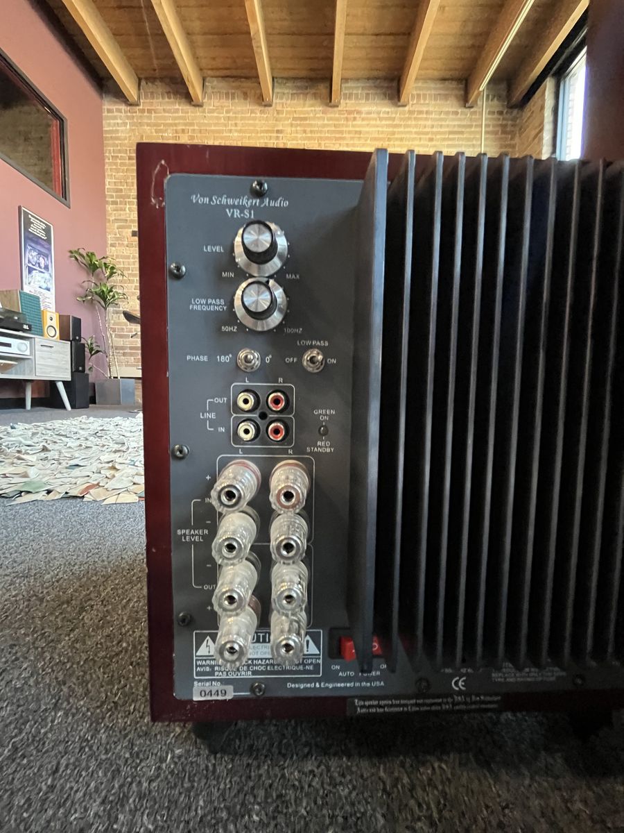 Main image 7
