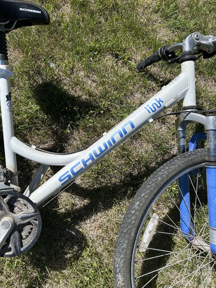 Schwinn Link Bicycle - Light Blue/White with Front Suspension, Used Condition
