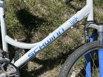 Schwinn Link Bicycle - Light Blue/White with Front Suspension, Used Condition