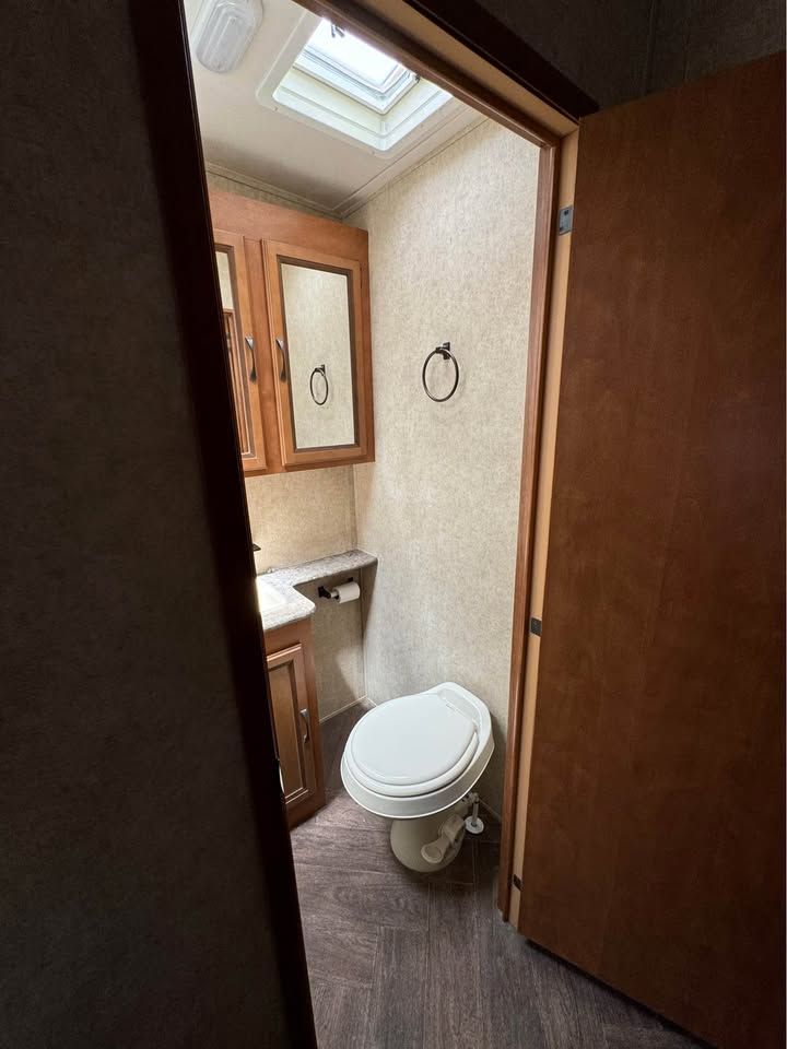 Main image 20