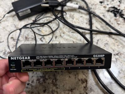 NETGEAR GS308P, 8-port Gigabit unmanaged PoE switch