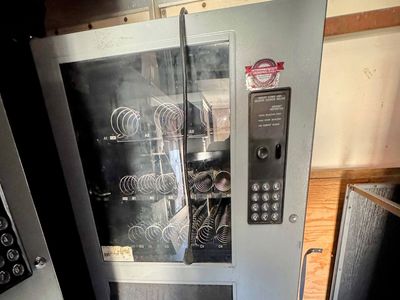 USI / Wittern‑style snack vending machine