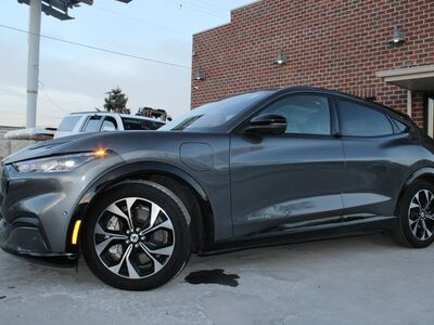 2021 FORD MUSTANG MACHE Premium