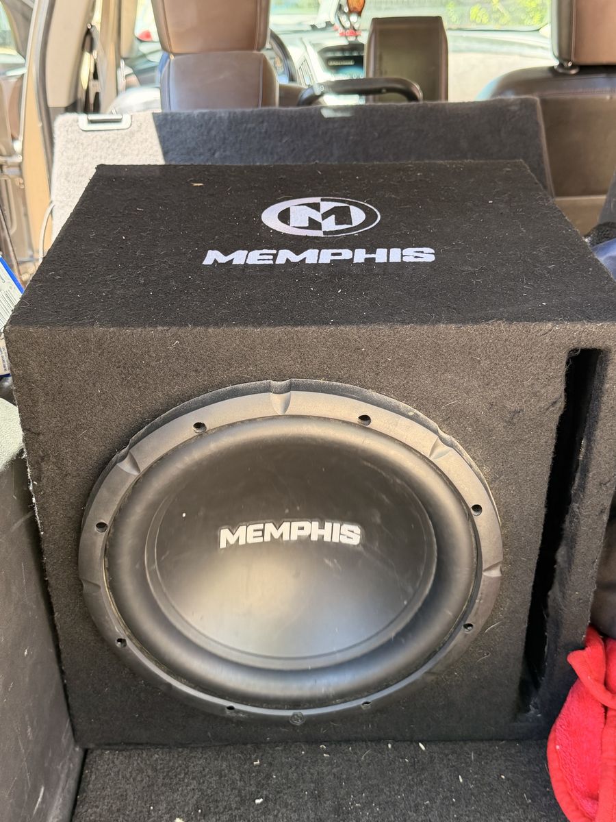 Memphis sub 12’ and amp