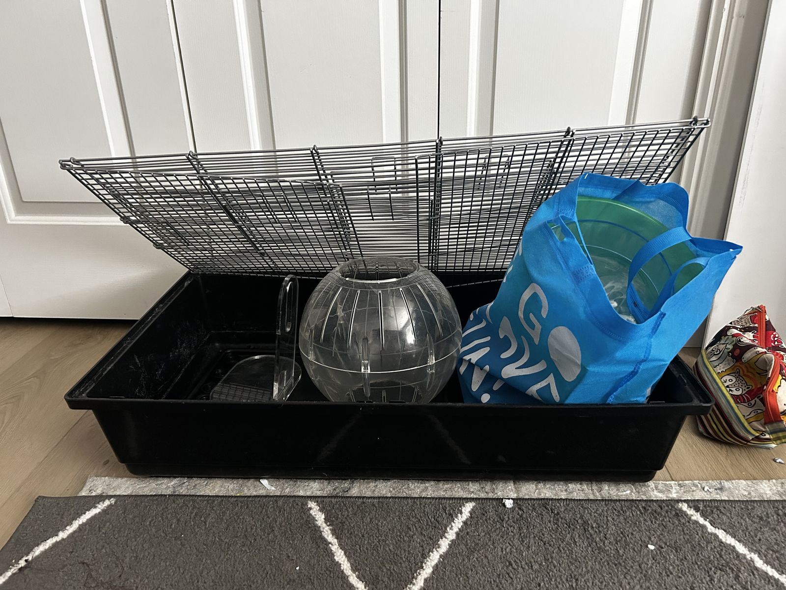 Large Hamster/rodent Items, OBO NEED GONE ASAP!!