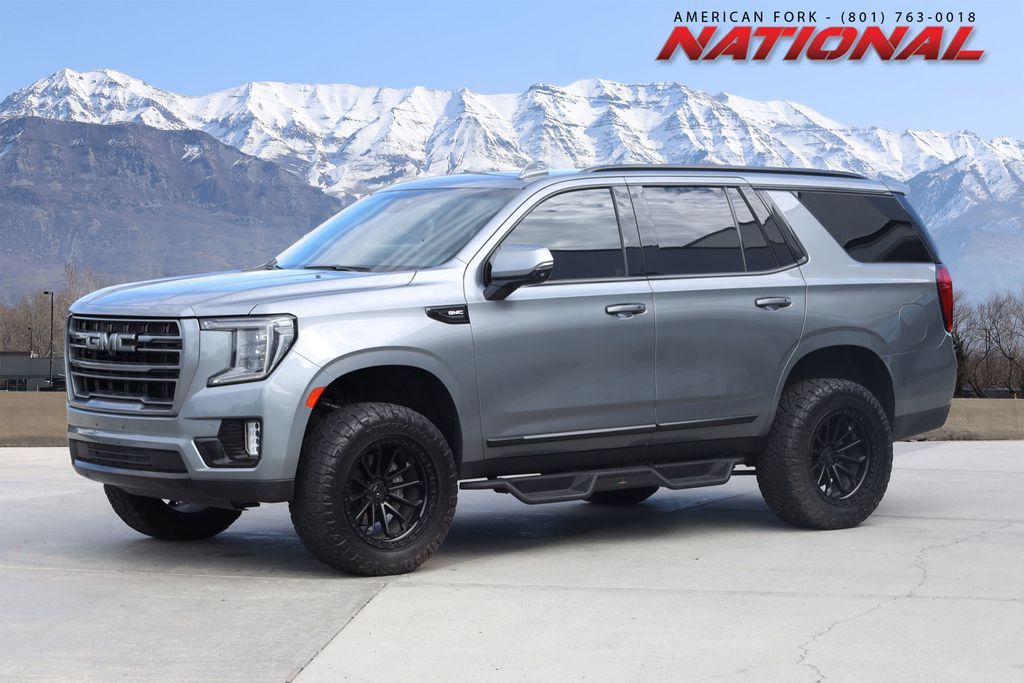 2022 GMC Yukon SLT