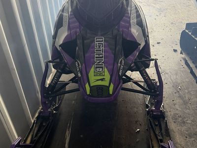 2019 Arctic Cat M8000 Artic Cat 165 Track