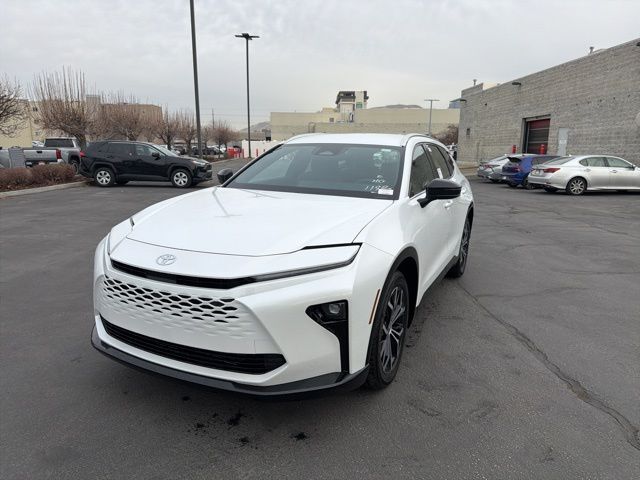 2026 Toyota Crown Signia XLE