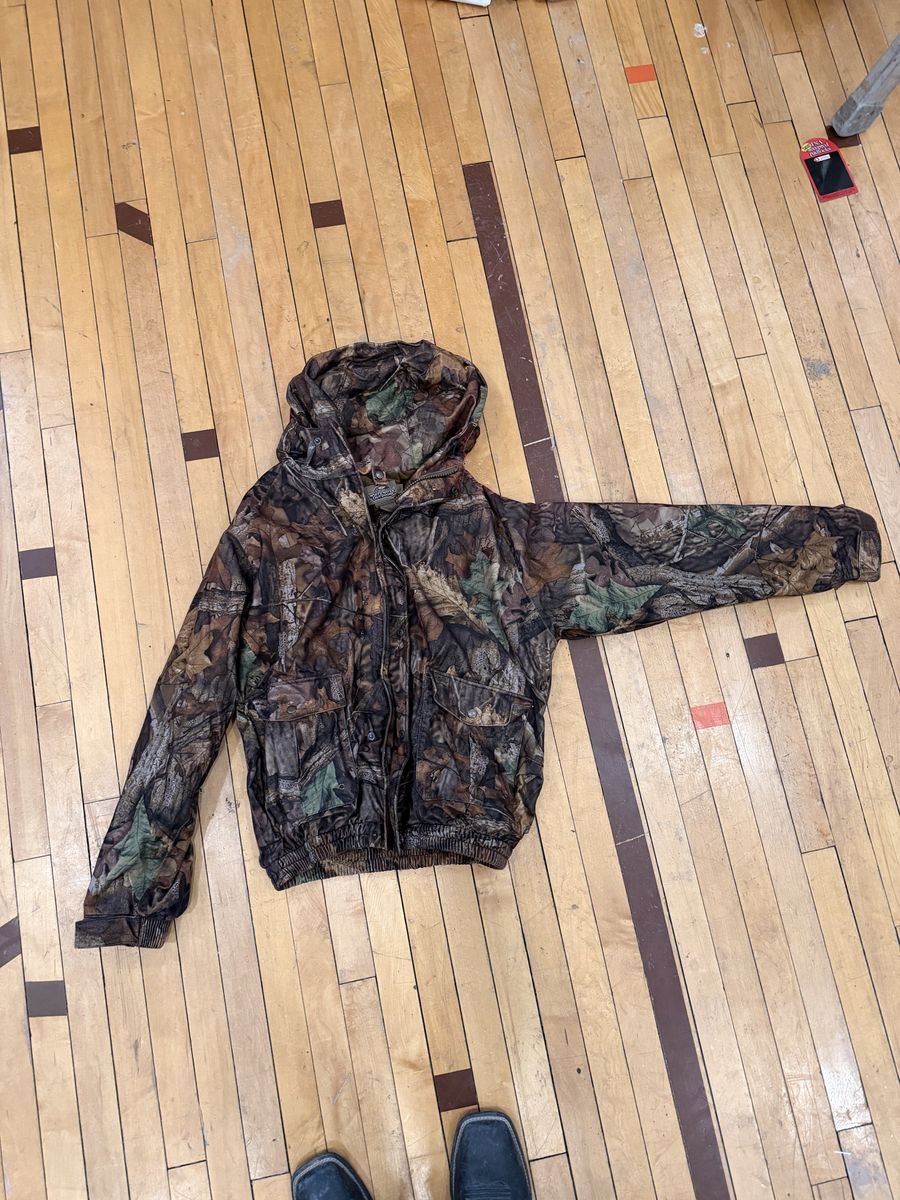 Whitewater Outdoors Advantage Camo Hunting Jacket Size Large Pants Size Medium