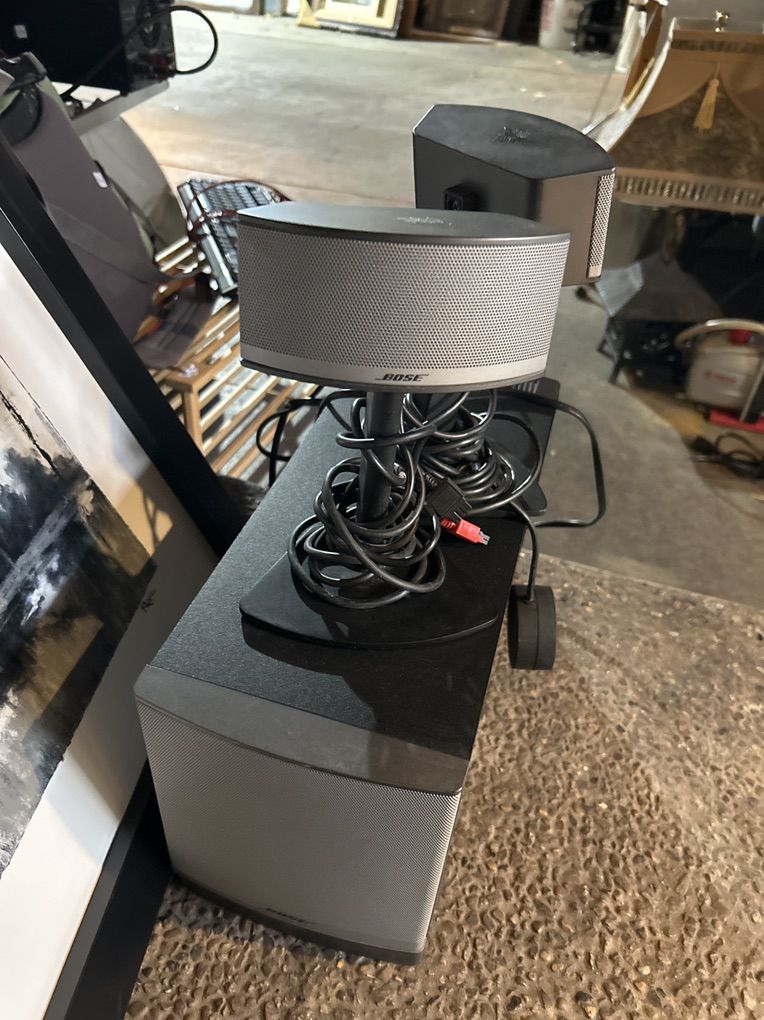 Bose Companion 5 Multimedia Computer Speaker Sys