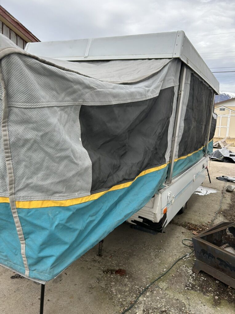 1993 Coleman Tent Trailer