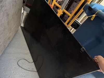 2 TV's- 60" & 32" & Roku3