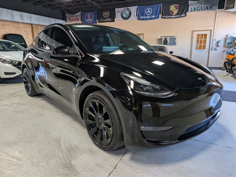 2023 Tesla Model Y Long Range