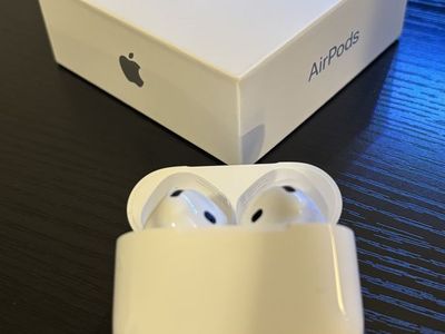 Apple AirPods 4