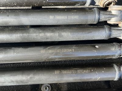 Can-am MAverick X3 OEM radius Rod