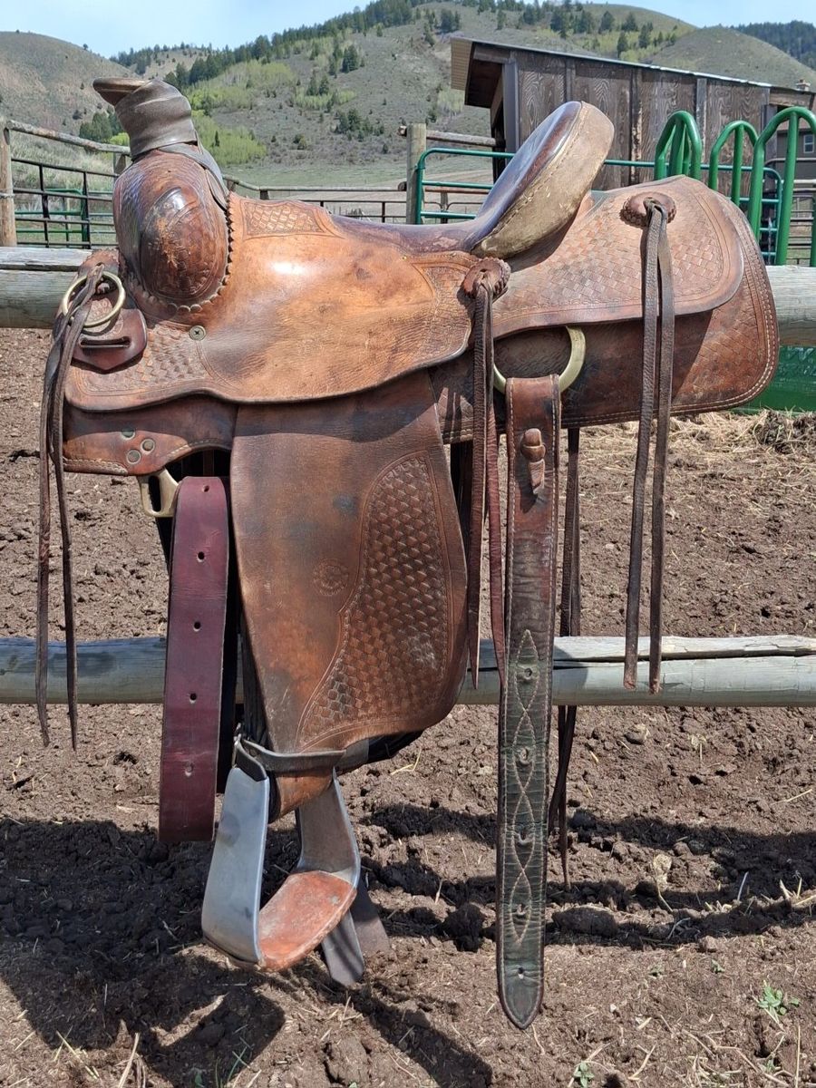 15" Greg Simons saddle