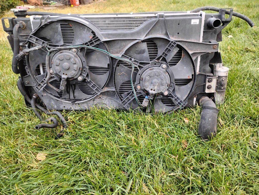 1999 Chrysler Town and Country Radiator Fans, Complete Assembly Extra Parts AC